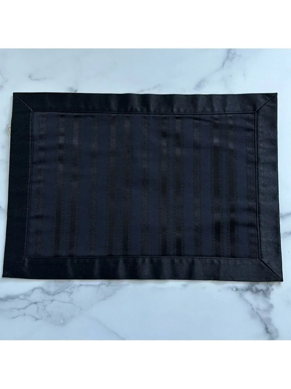Waterford Placemats in Black Set of 6